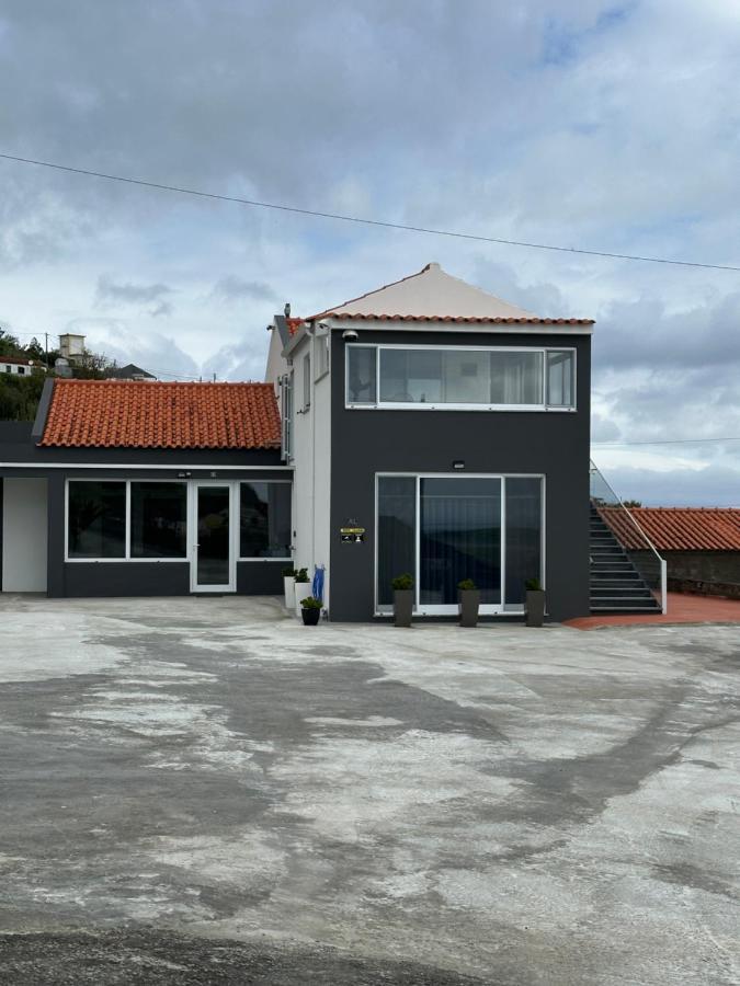 Paradise Apartments I Santa Cruz das Flores Eksteriør billede